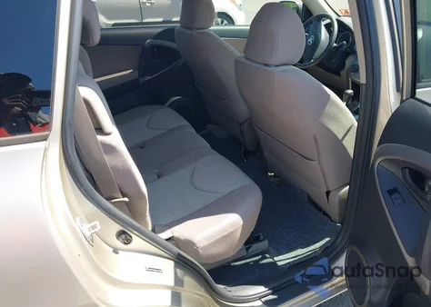 2006 Toyota Rav4 z USA, uszkodzony, nr VIN JTMBD33V266018043